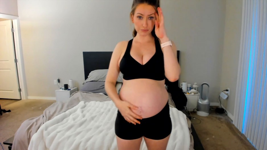 Pregnant Princess – Pregnant Roleplay Feel The Hard Kicks with your Hard Dick